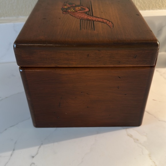 Vintage Wooden Cornucopia Recipe Box Large Divided - Picture 8 of 11